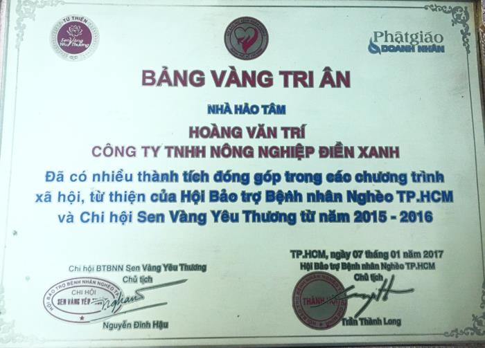 Bằng khen từ thiện